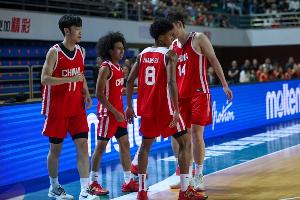 媒体人:U19长期集训进步很有限 这么好的配置不出成绩真心不应该