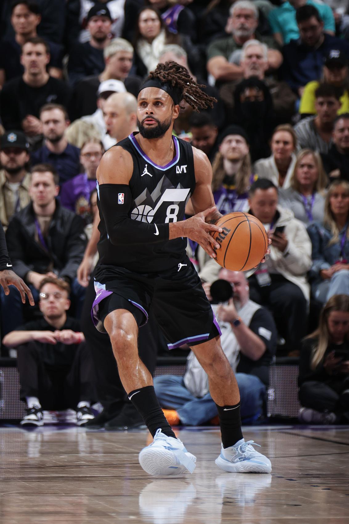 现役驰骋16+赛季老将詹炮逾20载 三少领风骚 姚明队友仍坚守