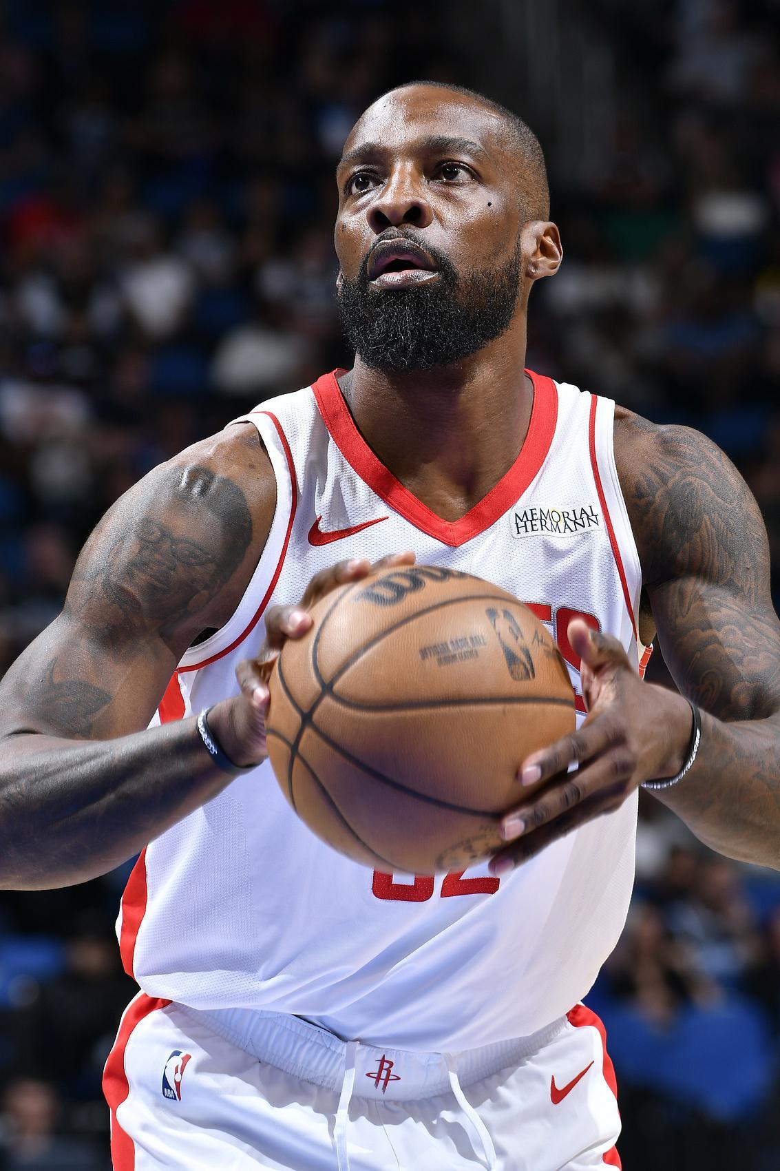 现役驰骋16+赛季老将詹炮逾20载 三少领风骚 姚明队友仍坚守