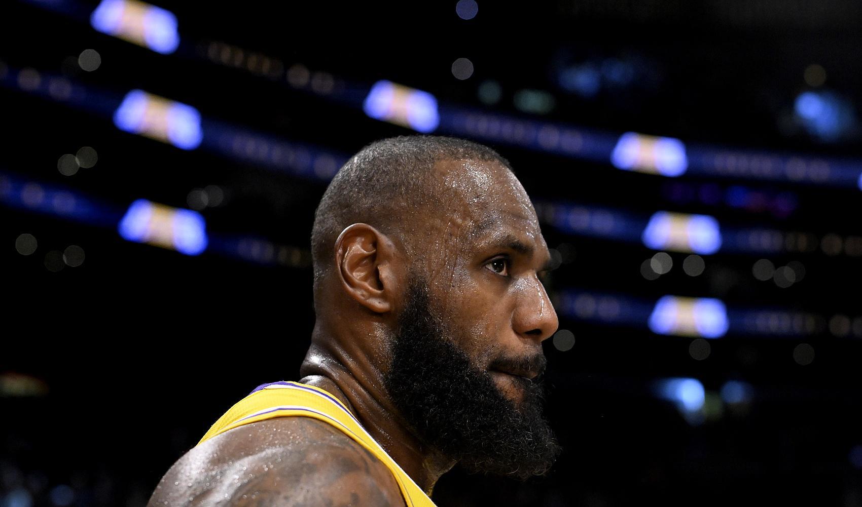 现役驰骋16+赛季老将詹炮逾20载 三少领风骚 姚明队友仍坚守