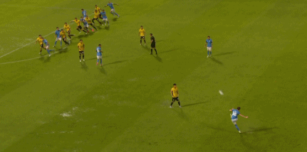 开云官网-足协杯半场：夏达龙双响、杜加利奇失良机，广州豹暂2-0深圳