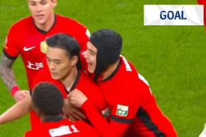 开云官网-转眼26岁！刘若钒结束近两年半进球荒，昔日“中国金童”拒绝庆祝