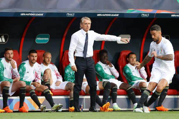 开云APP-梁熙明：博努奇失误并非偶然，意大利遇到技术瓶颈