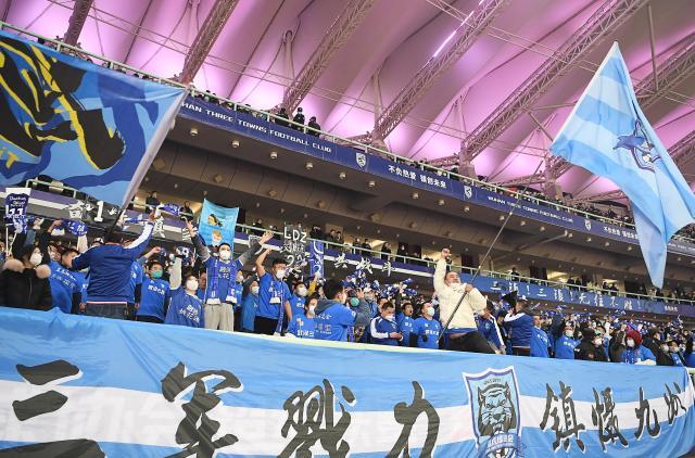 kaiyun.com-中超第一阶段总结：新三强成型 外教练级球迷回归