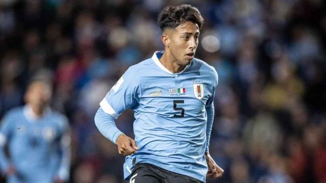 kaiyun.com-红牌停赛两场成就决赛进球英雄 乌拉圭中卫捧银球