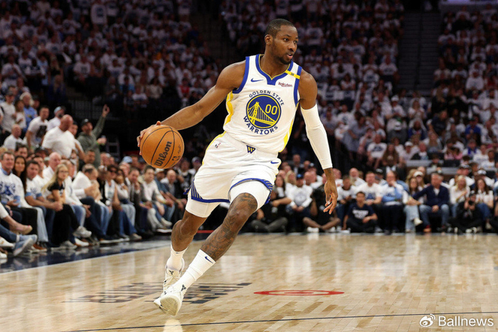 巴特勒倒下，王朝将尽？勇士和库里都站在一个无法回避的历史拐点|吉米·巴特勒|斯蒂芬·库里|库明加|迈阿密热火队|金州勇士队_新浪体育_新浪新闻