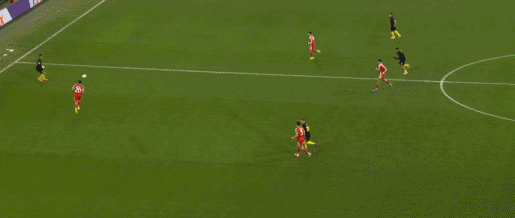 金玟哉谈红牌：我确实拉拽了对手，这是一次犯规