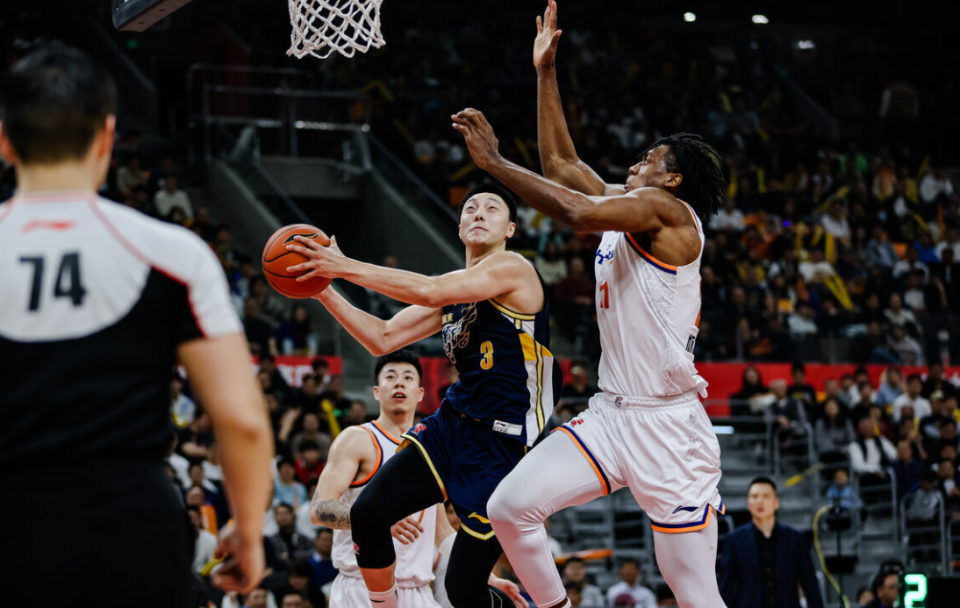 CBA第一阶段排名！上海广厦争第一，山东杀进前4，辽篮下滑太严重