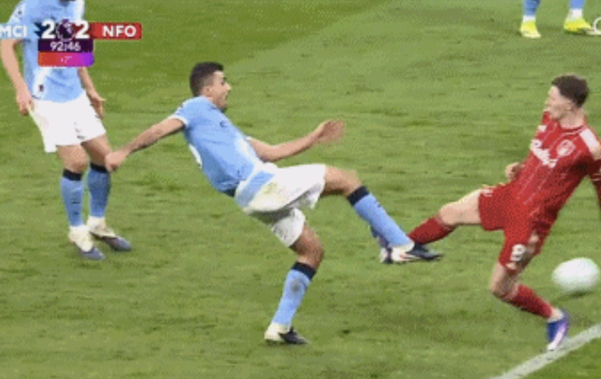 开云官网-英超保送阿森纳？曼城3疑似点球未判：哈兰德2次被放倒 裁判无视