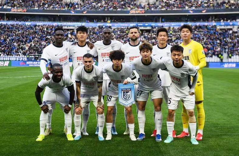 李国旭+光头助教都走了，大连海港都输了！铜梁龙拿分了 浙江赢了