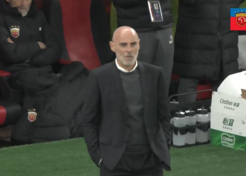 李国旭+光头助教都走了，大连海港都输了！铜梁龙拿分了 浙江赢了