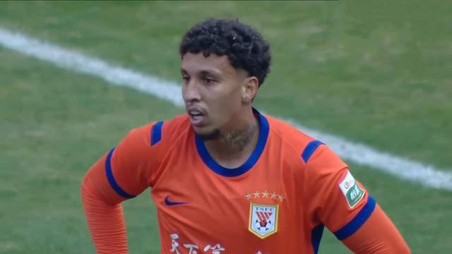 开云下载-过了国安这关，泰山队冲击5连胜，段刘愚等待机会 克雷桑冲击孔特