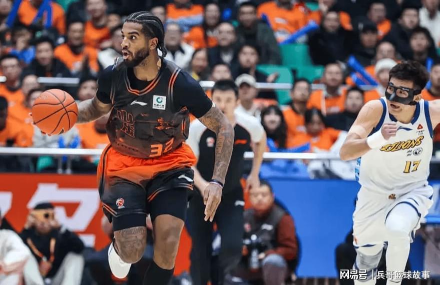 开云下载-CBA最新排名！差距仅1场，3队抢第1；山东冲前4，辽宁跌出季后赛