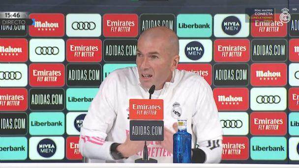 刚病愈被记者挑衅，刚复出被问下课，齐达内怒了！