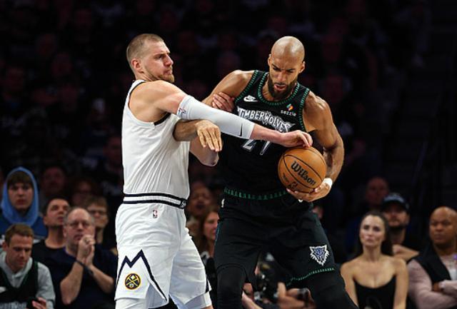 首轮G3打完诞生2组3-0，1组3-1！2支伪强队出现，4队最有冠军相